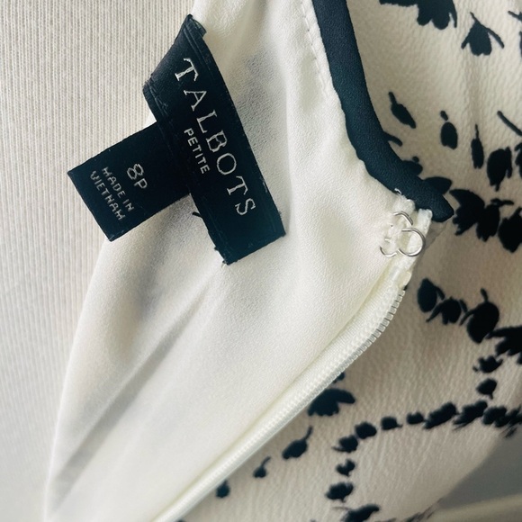 Talbots Floral Flounce Black and White Hem Dress - Picture 6 of 7